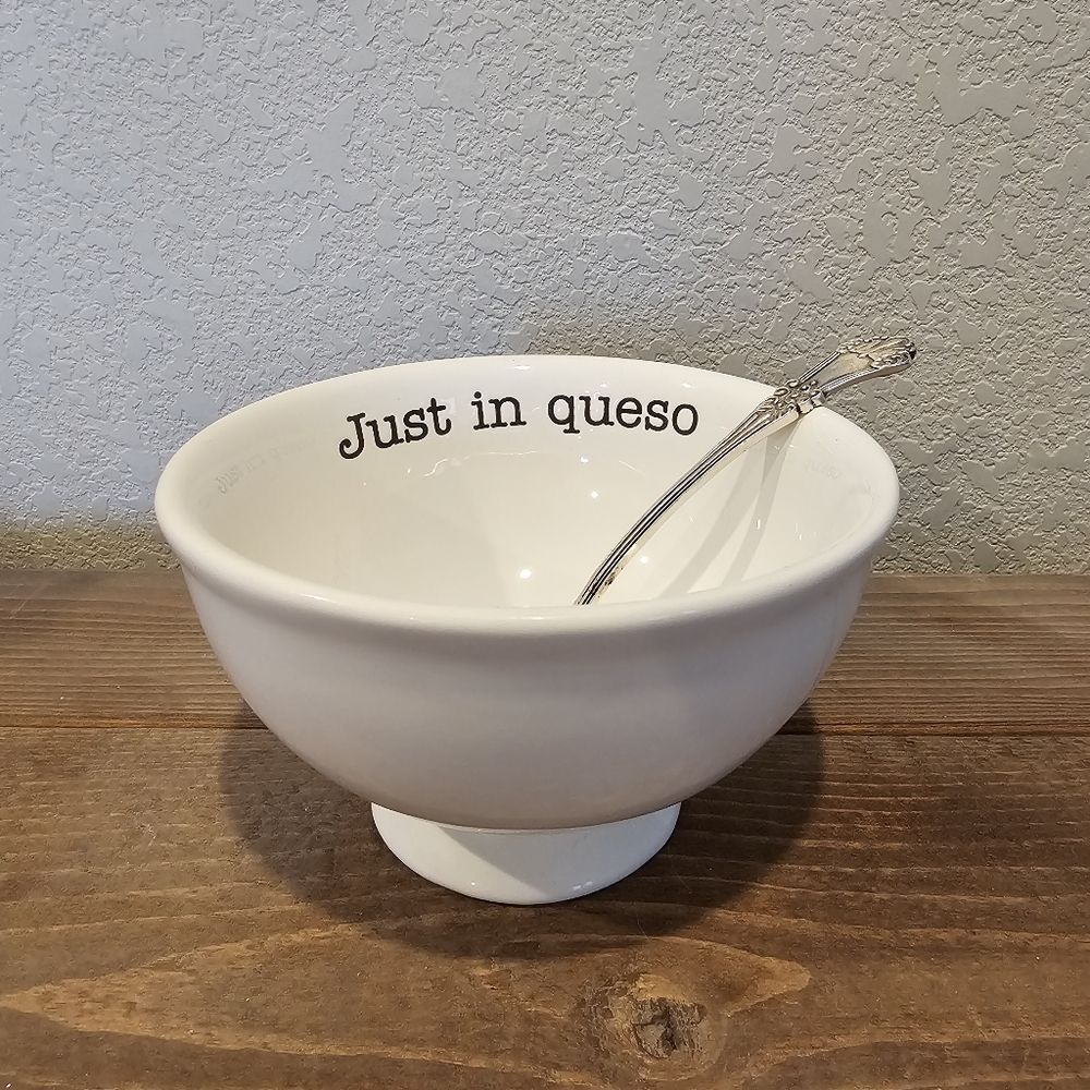 Mud Pie Queso Bowl And Spoon - Excellent Condition